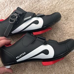 Peloton bike shoes size 38 w cleats